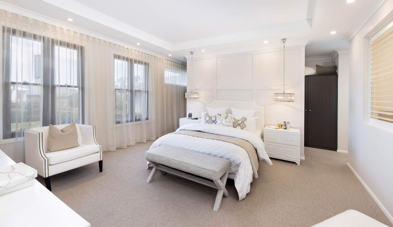houghton-grande-manor-acreage-home-design-master-bedroom